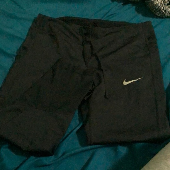 Black Nike tights